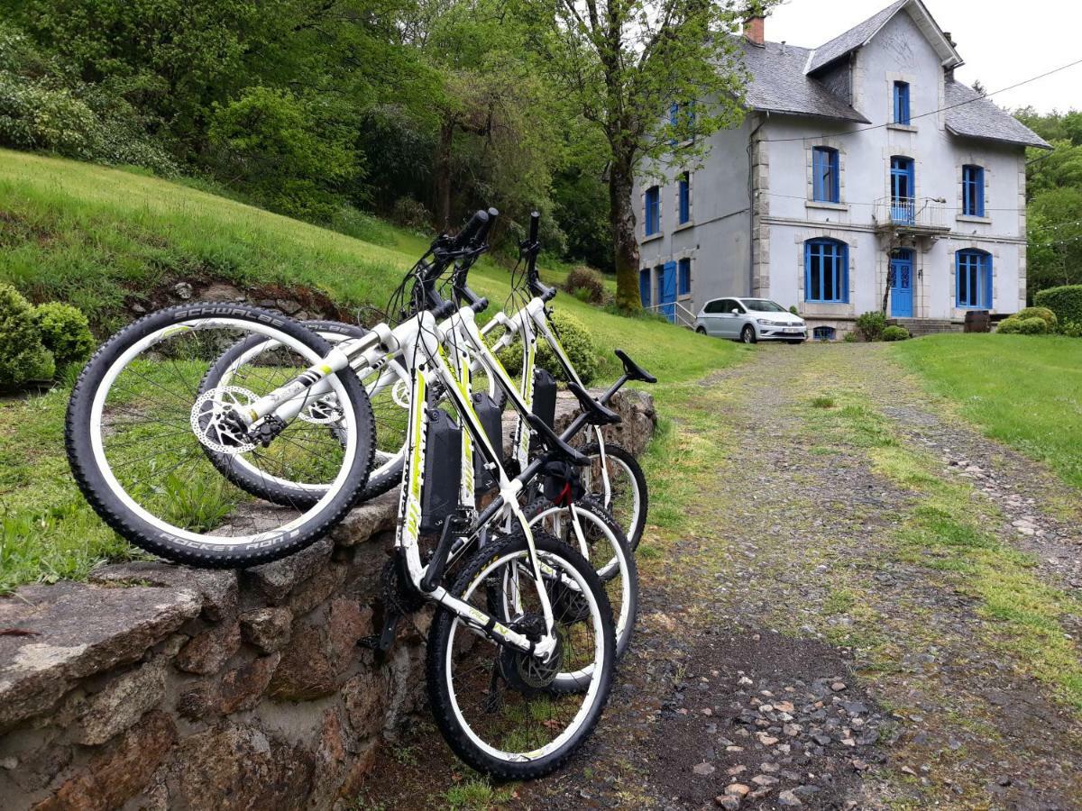 Le Parc Des 4 Saisons Panzió Corrèze Kültér fotó